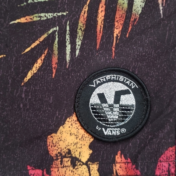 Tropical  Print Vans Board shorts🌴 - Picture 7 of 7